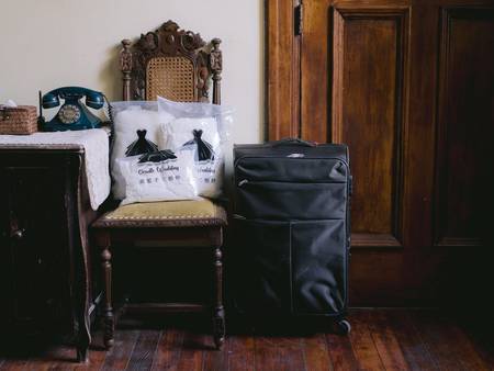 一咖行李箱，輕鬆完成「海外婚紗夢」♥ 這篇告訴你，海外拍攝首選輕婚紗的原因！